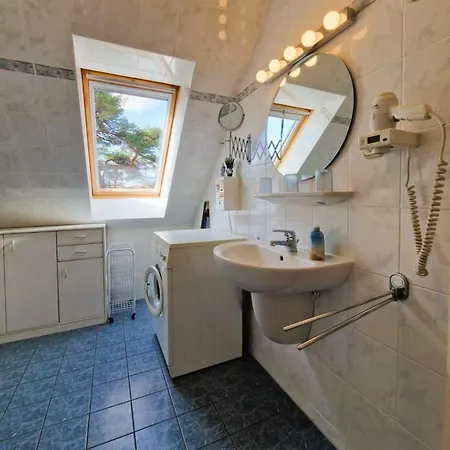 Neue Liebe 3 Apartment