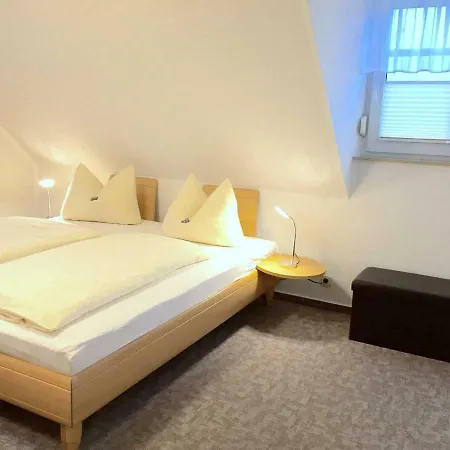 _neue Liebe_ 3 Apartment *